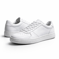 Essential White Sneakers – Everyday Streetwear Classic