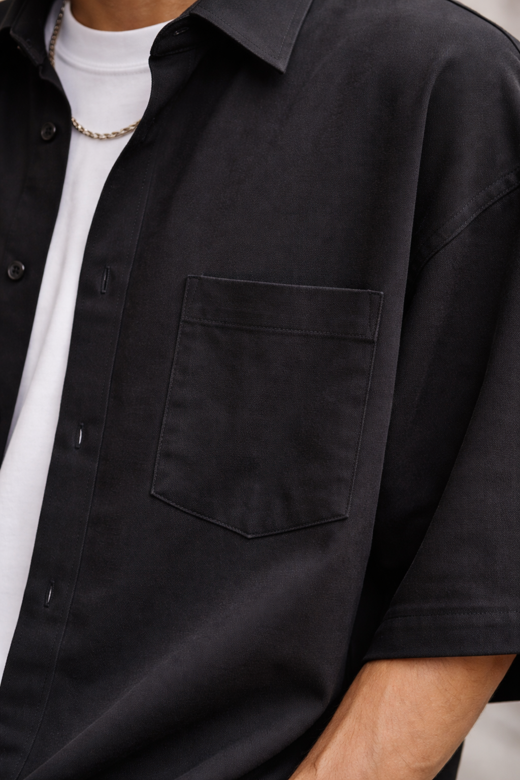 Oversized Streetwear Shirt – Relaxed Fit Urban Style